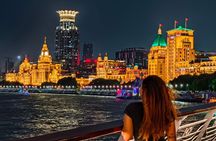 Photo Session on the Famous Shanghai Skyline