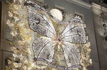 Iconic Streets of London Christmas Lights Tour