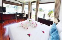 Halong Bay Deluxe Sapphire Cruise with Oceanview Balcony