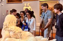 Skip the line: Uffizi and Accademia Small Group Walking Tour