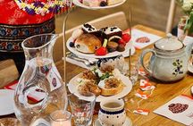 Nuuk Greenlandic Tea Tasting & Short Walk in Qinngorput