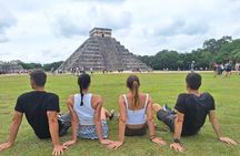 Chichen Itza: Tour with Expert Guide without lines!