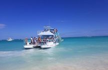 A Shared Sailing Experience at Playa Bibijagua