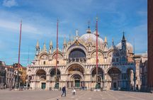 Best Of Venice: Saint Mark's Basilica, Doges Palace with Guide and Gondola Ride