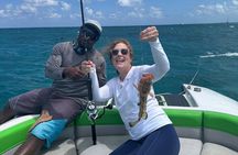 4 Hour Exploration in Turks and Caicos Private Boat Charter