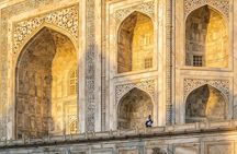 2-Day Tour to Taj Mahal, Agra from Hyderabad with Both Side Commercial Flights