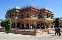Full-Day Jaipur City Tour with Amber Fort and City Palace