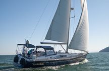Luxurious Howe Sound Sailing