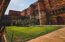 2-Day Tour to The Taj Mahal and Agra from Pune with Both side Commercial Flights