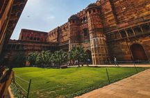 1-Day Trip to Taj Mahal and Agra from Chennai with Both side Commercial Flight