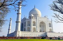 1-Day Trip to The Taj Mahal and Agra from Pune with Both side Commercial Flights