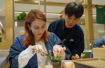 Tokyo: Bonsai Making Experience with Bonsai Master