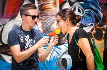 Grafiti tour Commune 13 in Medellin with other travellers