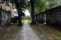 Licensed Historic Edinburgh Old Town Private Walking Tour