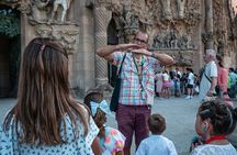 Barcelona Sagrada Familia Small Group Tour for Kids & Families