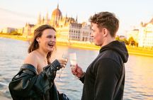 Budapest Sip & Sail Prosecco Cruise | Unlimited Prosecco & more
