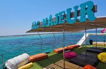 Kuriat Islands trip by Yacht 