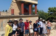 Knossos Palace Guided Tour with Hotel Pickup in Heraklion city
