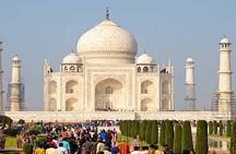Same Day Taj Mahal and Agra Fort Tour from Delhi By Car