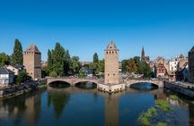 Strasbourg: Private & Customizable Walking Tour by a Local
