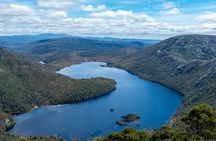 Cradle Mountain Day Tour: Dove Lake Guided Hike with Lunch