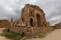 Jordan 7-Day Customizable: Petra, Madaba, Dead Sea, Jerash & More