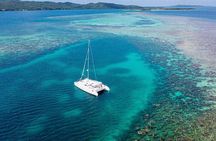 Roatan Catamaran Cruise Tours and Sailing Charters