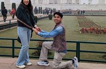Taj Mahal, Agra Fort & Baby Taj Tour from Delhi with Meal