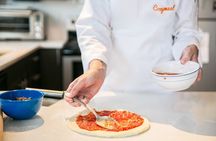 Make Italian Pizza & Bread at a Restaurant in the Historic Center