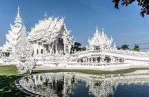 Chiang Rai: White, Blue, Red Temples and Long Neck Village Tour