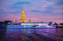 Bangkok: Sawasdee Chaophraya River Dinner Cruise from ICONSIAM