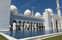 From Dubai: Sheikh Zayed Mosque Tour & Ferrari World with Ticket