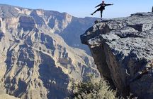 Oman Jebel Shams Private 4WD Tour Experience