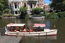 Amsterdam Highlights Canal Cruise with a Drink