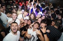 Istanbul Nightlife Pub Crawl: 4 Venues, 4 Shots