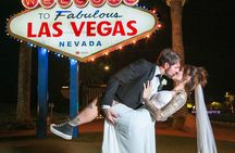 Premier Vegas Photo Tour with Helicopter Ride and Limo