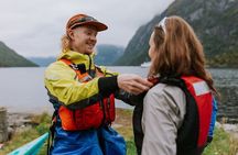 Kayak Tour to the 7 sisters in Geiranger