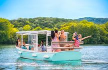 1 Hour Private Electric Duffy Cruise on Lake Austin