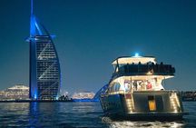 Dubai Harbor: Luxury Yacht Tour with BBQ Options