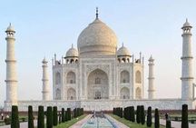 Private Guided Taj Mahal Same-Day/ Sunrise Tour from Delhi by Car