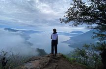 Sunrise Tour in Indian Nose Hike and Views of Lake Atitlan