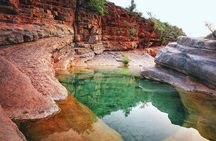 Excursion to Paradise Valley with Group