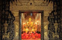 Luang Prabang Temples, Royal Palace & Night Market Private Tour