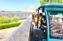 Private Tour with Tuk Tuk Zero Historic Heart and Great Way 1h