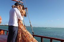 Columbus boat for couples