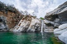 Los Cabos: Hiking at the Fox Canyon with Waterfall