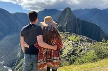 Private Guided Tour of Machu Picchu from Aguas Calientes