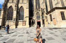 2-Day Private Tour from Budapest to Vienna and Prague with Guides