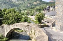 Canfranc, Jaca and Sallent de Gallego Tour from Zaragoza