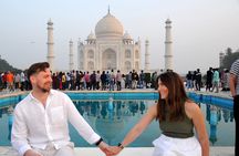 Agra: Skip the Line Taj Mahal and Agra Fort Private Day Tour